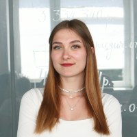 Оператор Call-центра Екатерина Бабенко Оператор Call-центра Екатерина Бабенко