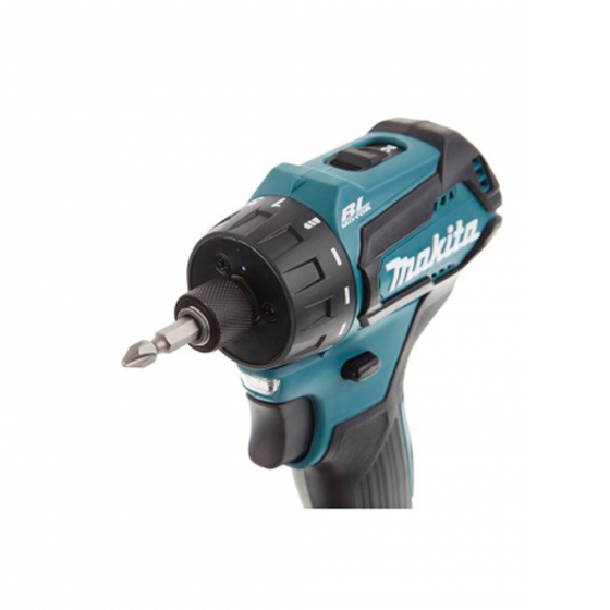 Аккумуляторный шуруповёрт Makita DDF083Z